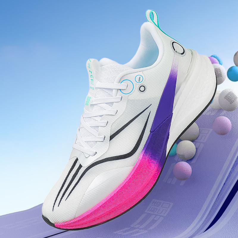 Couple running shoes 2025 summer new racing carbon board running shoes lightweight breathable soft sole shock absorption casual versatile shoes