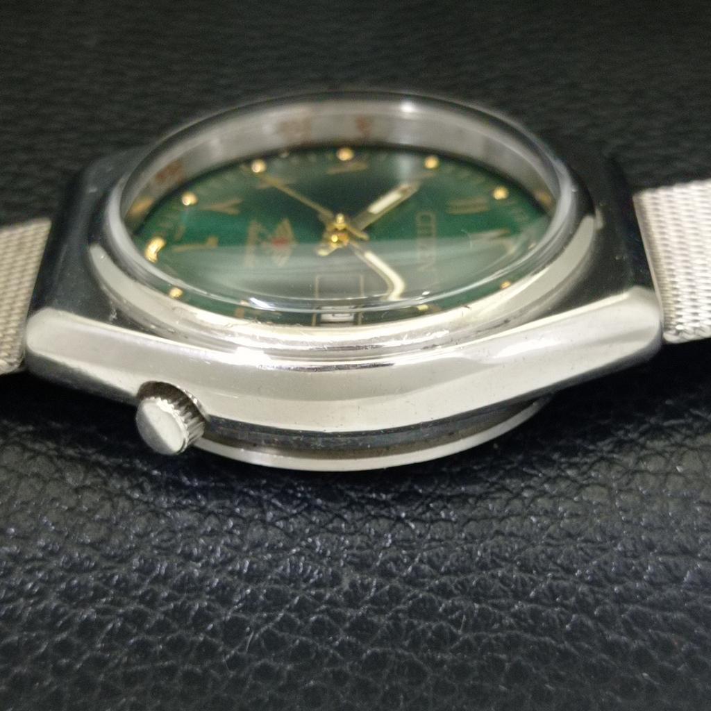 JAPAN VINTAGE CITIZEN AUTOMATIC 8200 MENS ARABIC GREEN DIAL WATCH a702763-1 R210-a702763