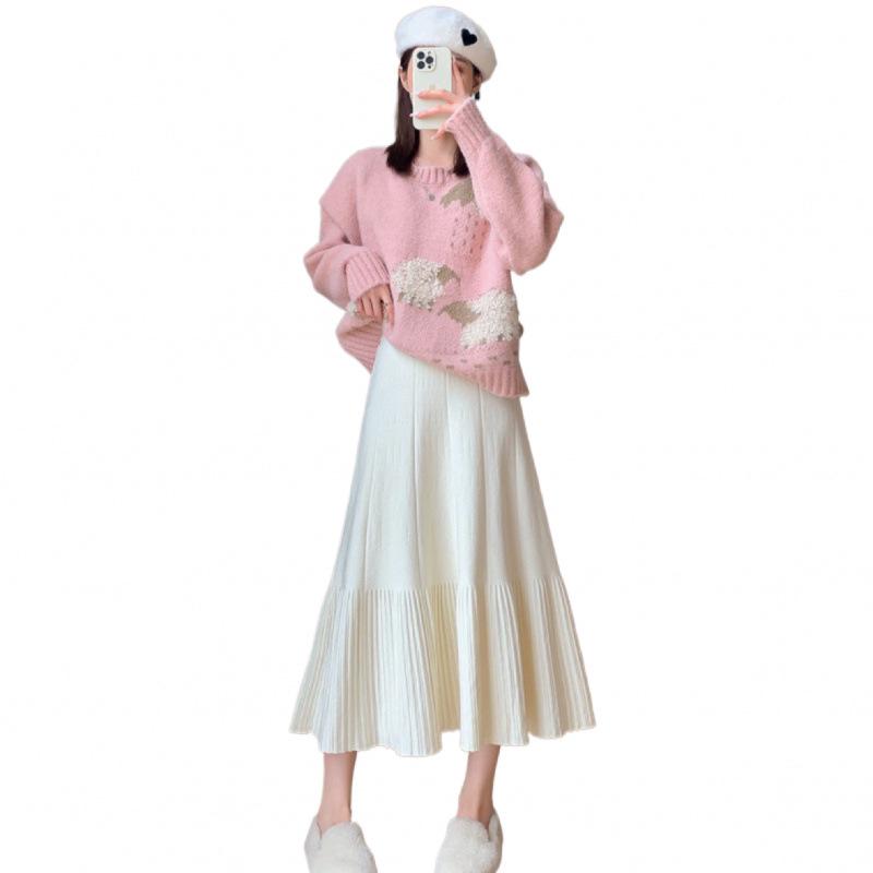 Autumn/Winter High-Waisted Knit Pleated Maternity Skirt - Trendy, Slimming, Age-Reducing Long Skirt with Large Hem