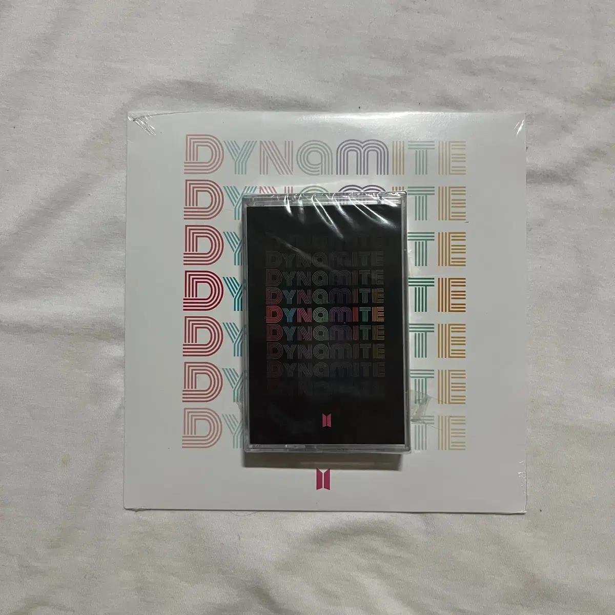 

Bts Dynamite Limited Edition - Lp, Tape Set