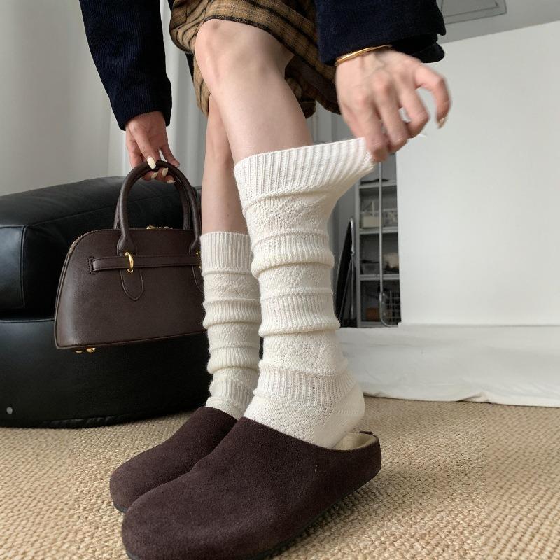 Slimming Thickened Wool Pile Socks with Diamond-patterned Texture for Women, Long and Versatile Calf Socks, Solid Color School Style Long Leg Socks