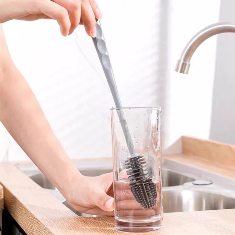 

Силиконовая кухонная щетка с длинной ручкой для чашек, бутылок и чайников — эффективная уборка углов