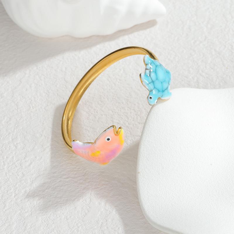 

18k Gold Ocean Style Small Fish Open Bangle, Light Luxury Design in Stainless Steel.