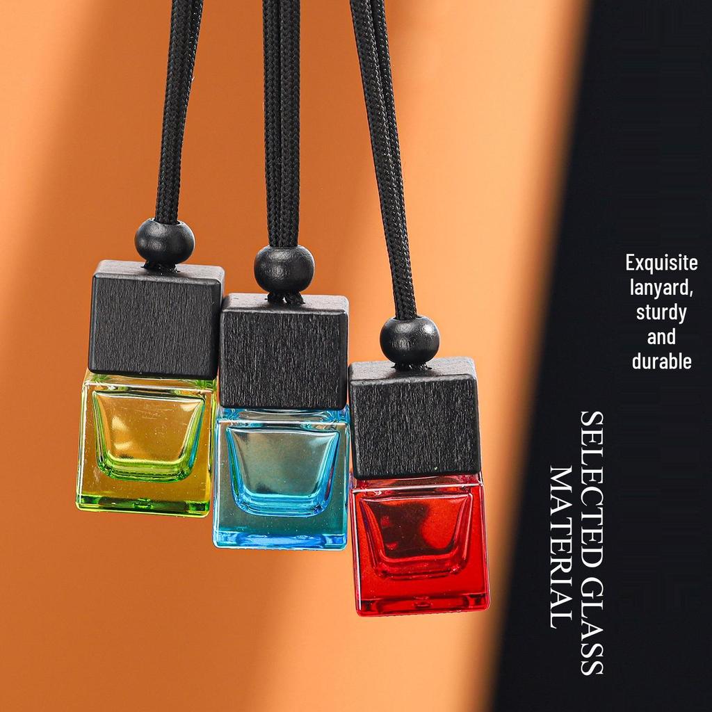 In Stock 8ml Square Car Aromatherapy Bottle - Transparent Glass Pendant Diffuser