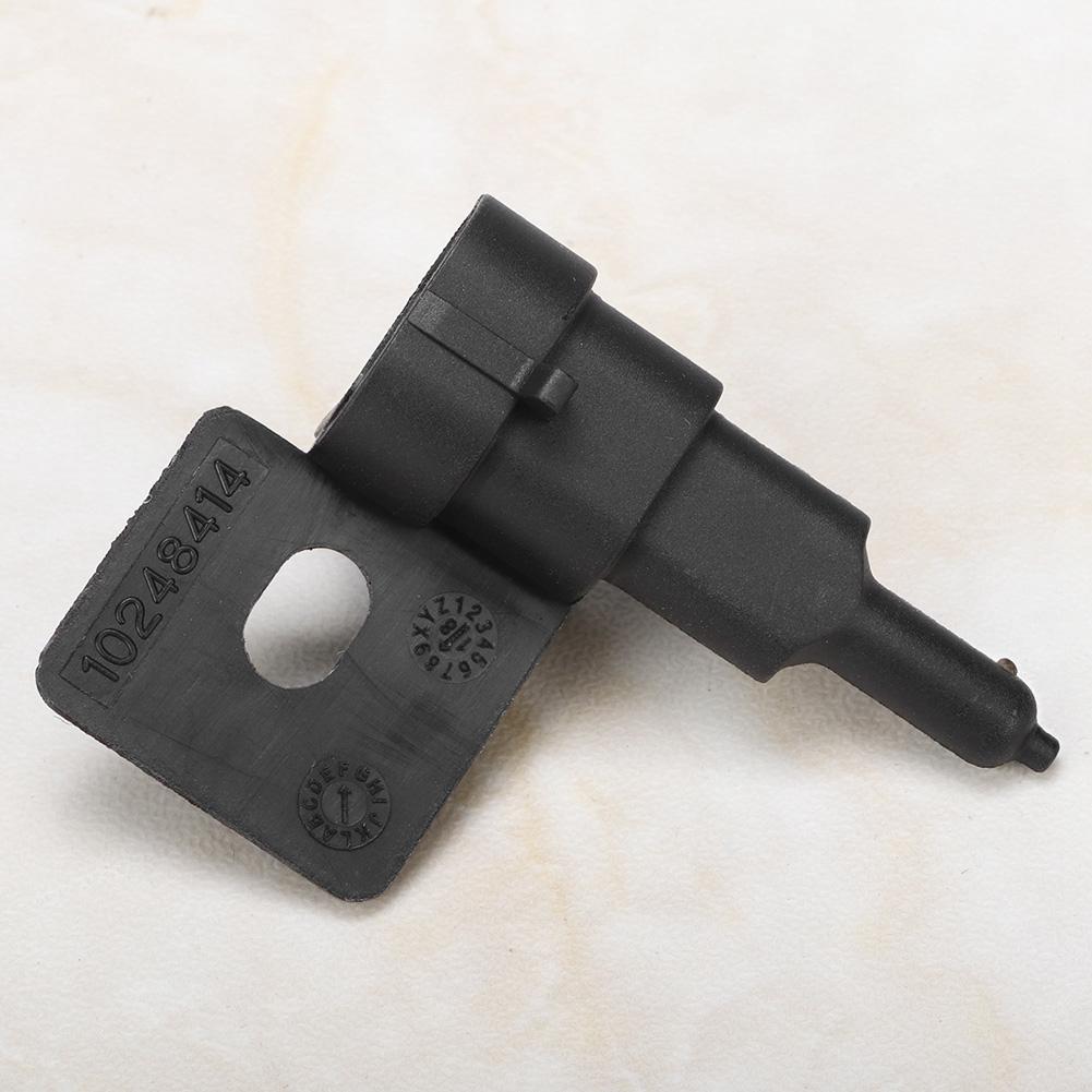 Car Outside Air Ambient Temperature Sensor 10248414 Fits for Chevrolet Uplander 20052008