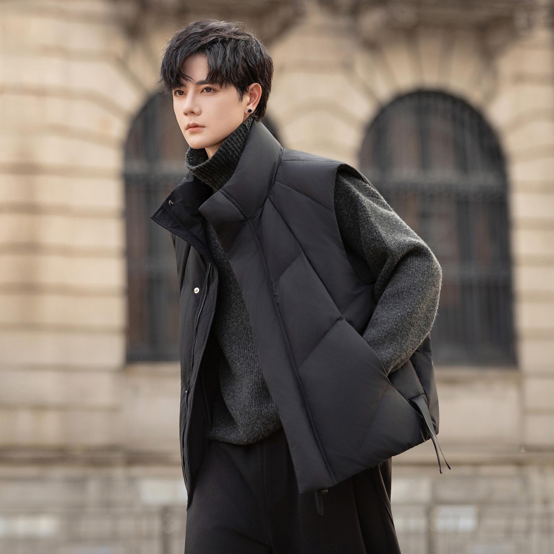 

Trendy 2025 Stand-Up Collar Men s Thickened Down Vest - Casual Winter Puffer Outerwear with High-End Style XXXL (185-205 jin) чорний