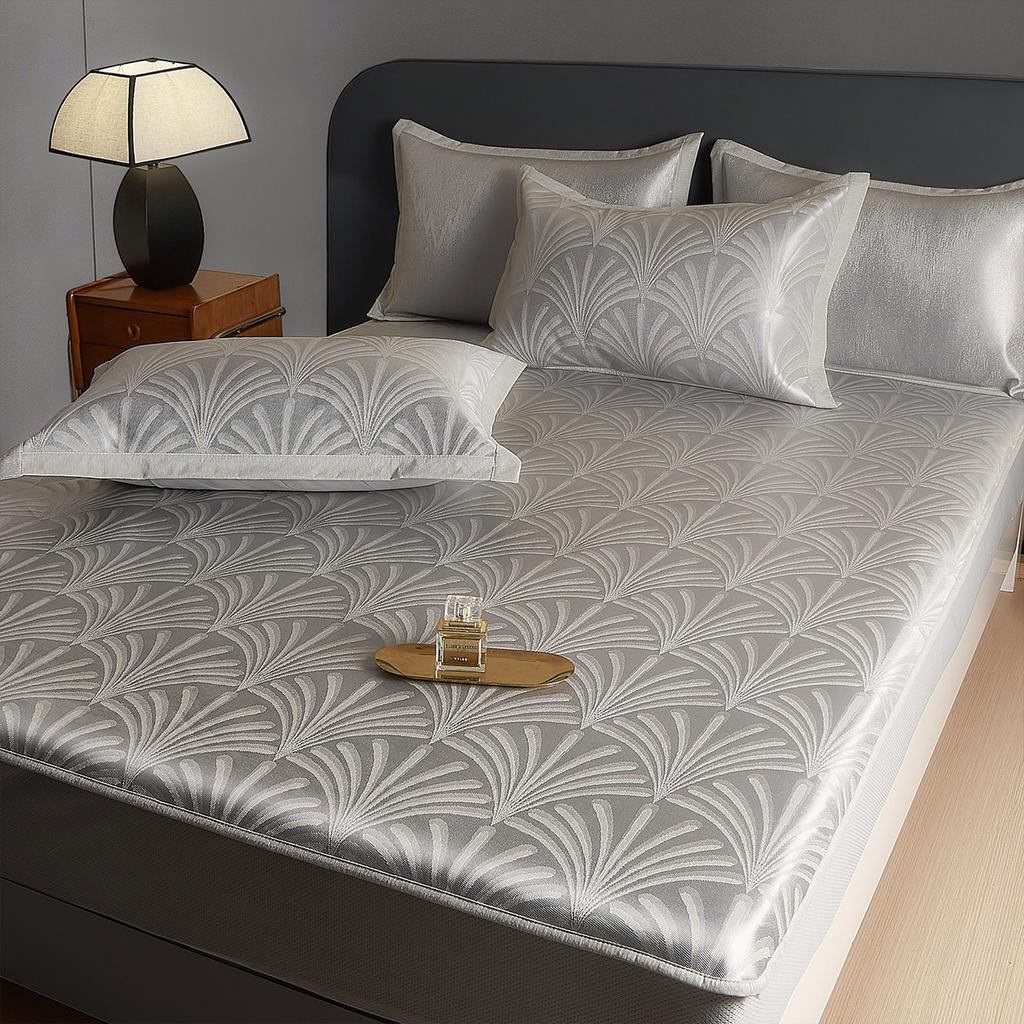 Three piece set of high-end light luxury ice silk cooling mat and bedsheet - Nanfeng