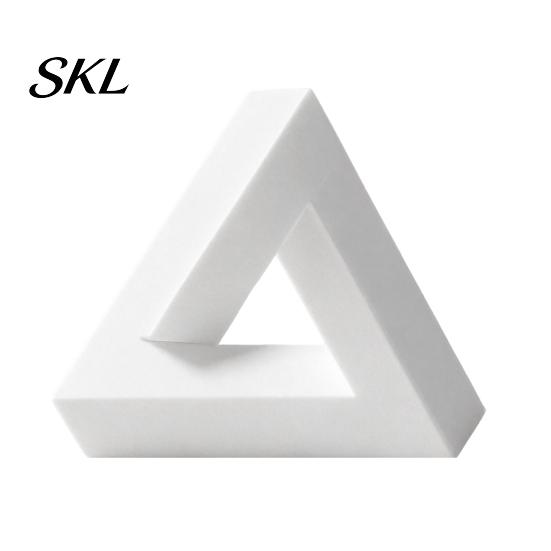 Abstract Triangle Art Sculpture, 3D Printed Optical Illusion Figurine, Minimalist Geometric Desktop Decoration for Living Room, Office, Shelf, Coffee