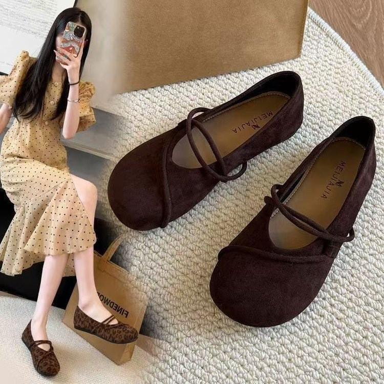 Summer Womens Loafers With Breathable Suede Material For Casual Wear