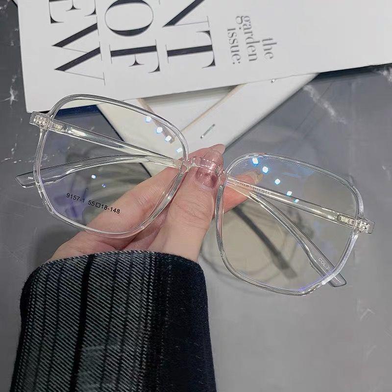 Blush Glasses: Women's Sunscreen with Black Frame & Gradient Pink Lenses, Transparent Nude Makeup Style, Inspired by Douyin 2025.