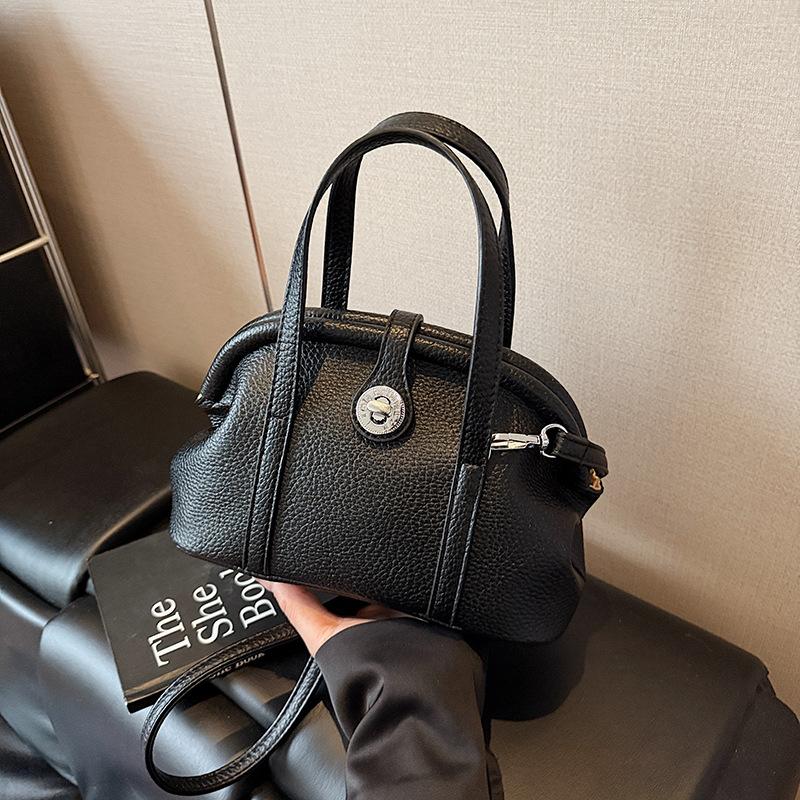 Niche Design Versatile Shell Bag Women's New High-end Hand Bag Shoulder Messenger Bag