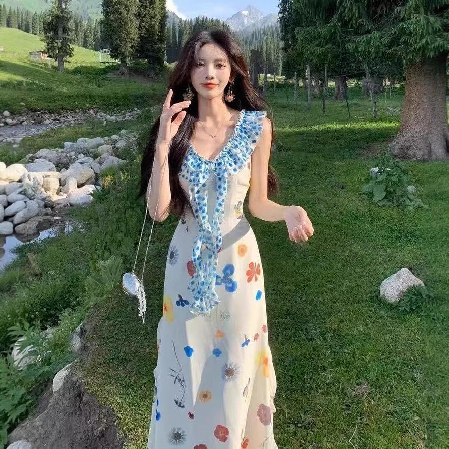 Seaside vacation wear French suspender floral dress children summer 2026 new great-looking niche long dress