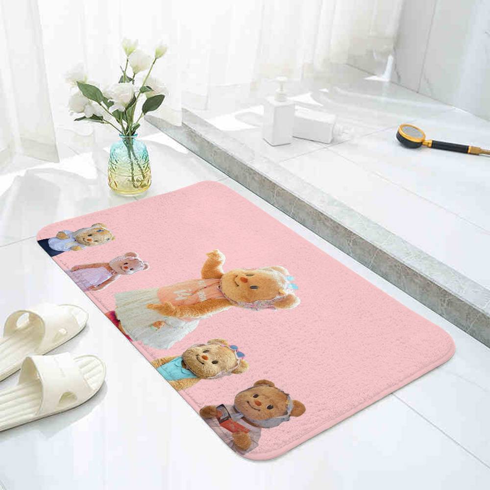Cute B-Butterbear Floor Mat Pattern Printed Flannel Door Mat, Suitable For Bathroom, Living Room, Home Decoration