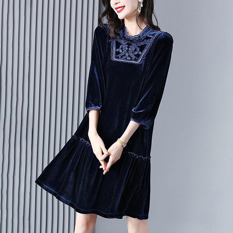 Women's Gold Velvet Dress Spring Autumn Round Neck Solid A Line Dress Midi Length Dresses