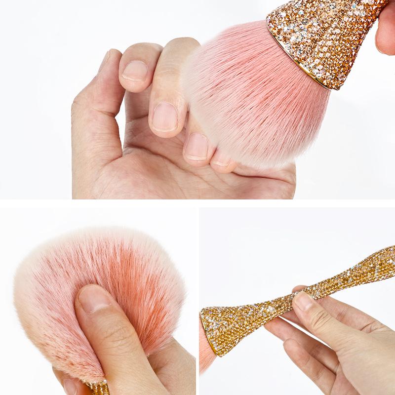 Soft Small Waist Nail & Makeup Brush for Blush and Loose Powder