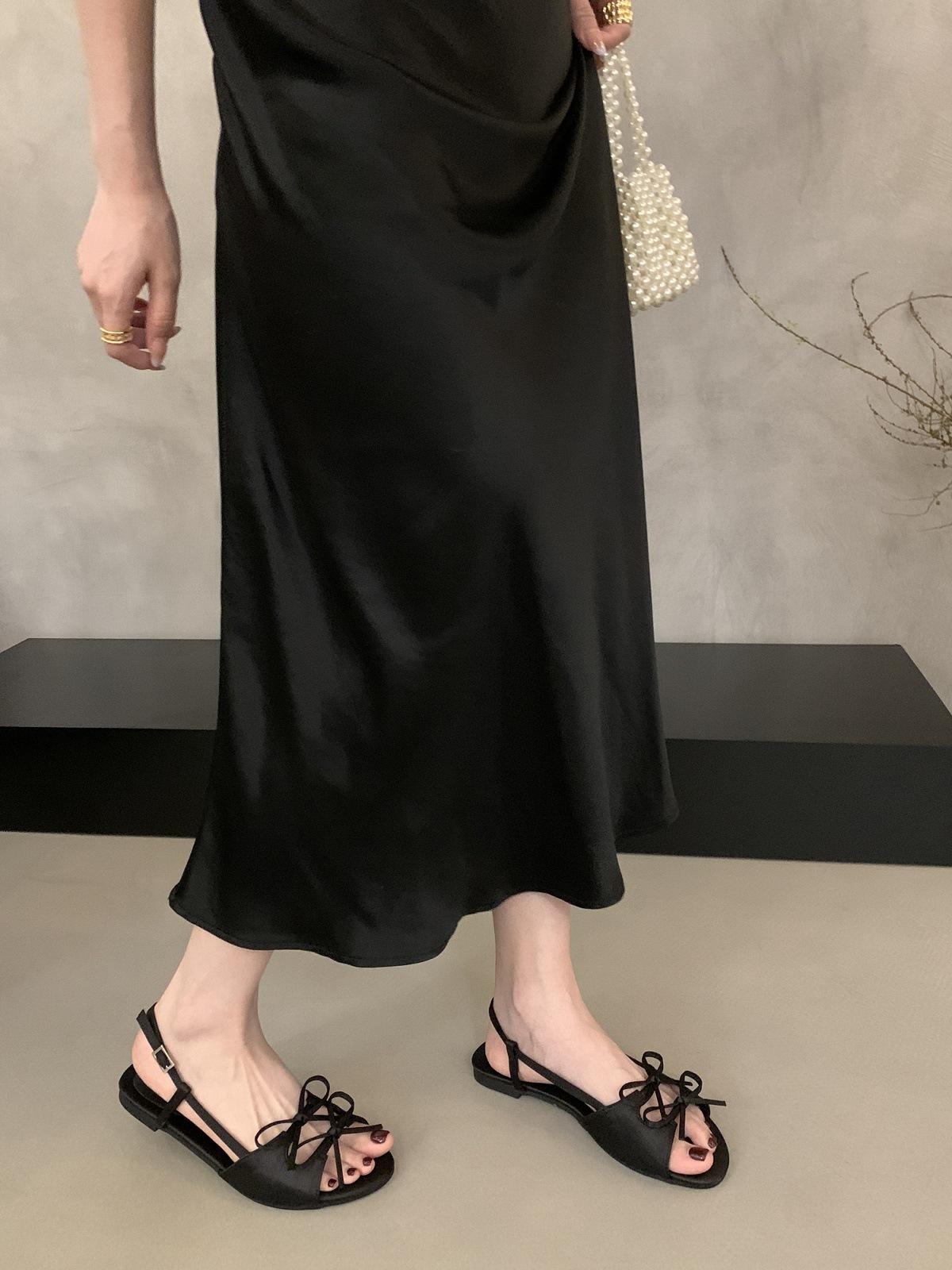 

French satin bow open-toed flat sandals 2025 summer new round head outer wear flat heel cool slippers 35