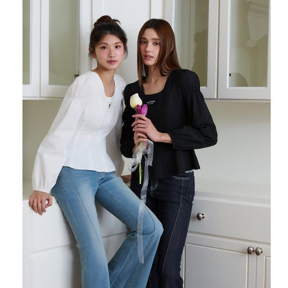 Egoist Square Neck Slim Flare Blouse Es2obl01