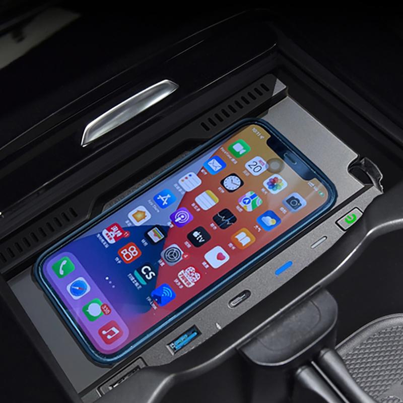 Car wireless charger for Mercedes Benz W177 W188 W247 GLA CLA GLB     15W fast phone charger charging holder