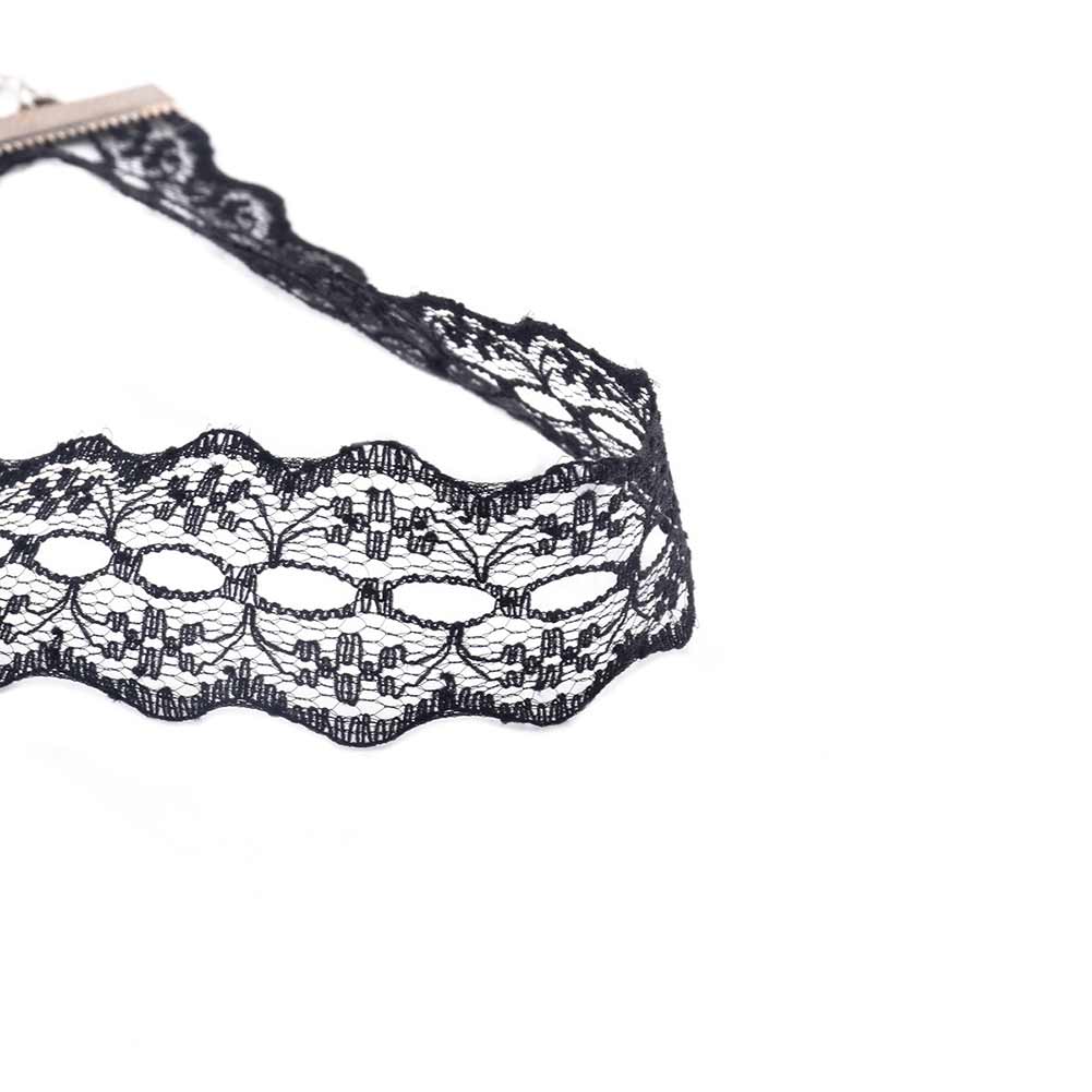 Women Creative Lace Hollow Choker Simple Exquisite Wide Necklace Ornament