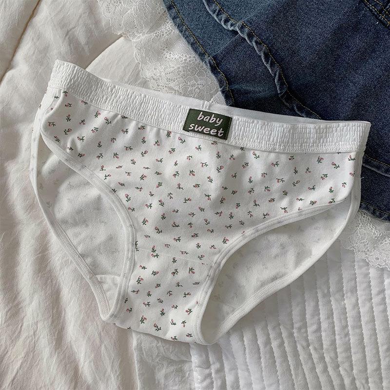 

Женские хлопковые антибактериальные трусики с высоким разрезом Wild Garden - Новая коллекция 2024 M (recommended for 80-100 jin)