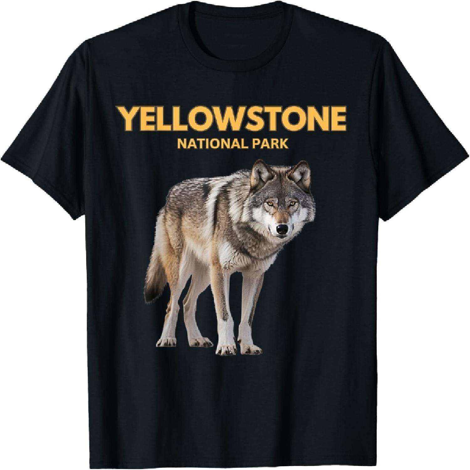 Yellowstone National Park Beautiful Wolf T-Shirt S