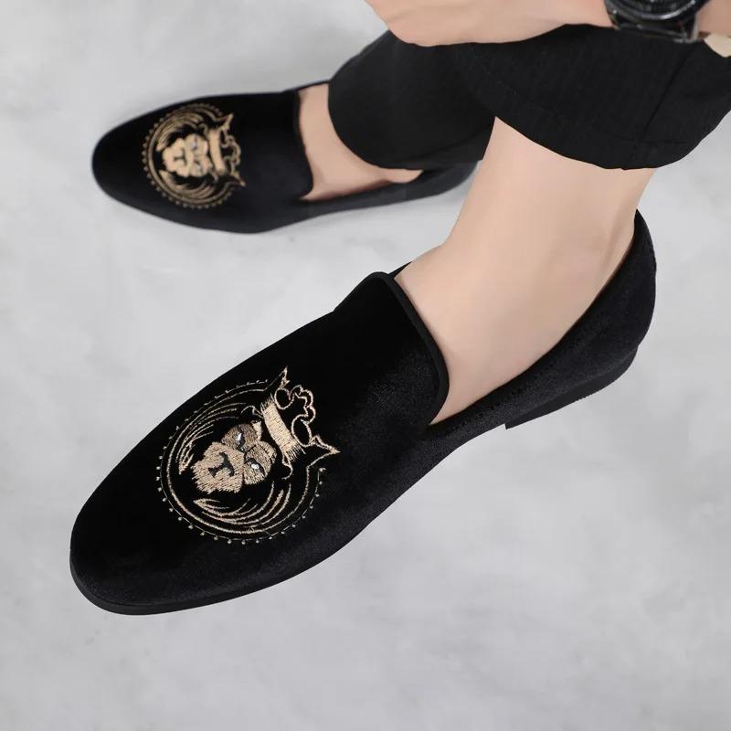 Zapatos de Hombre Moda Ante Zapatos Casuales Bordado Clásico Mocasines Cómodos Slip-On Calzado para Conducir Mocasines de Diseñador Zapatos de Hombre
