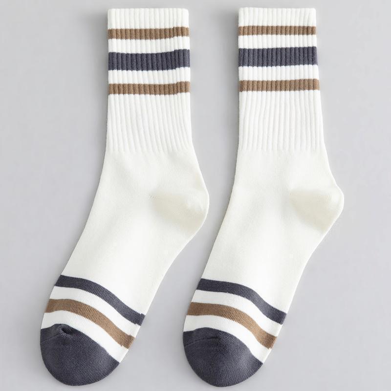 Men's Trendy Mid-Calf Socks: Sweat-Absorbent, Odor-Resistant Over-the-Knee Football Socks