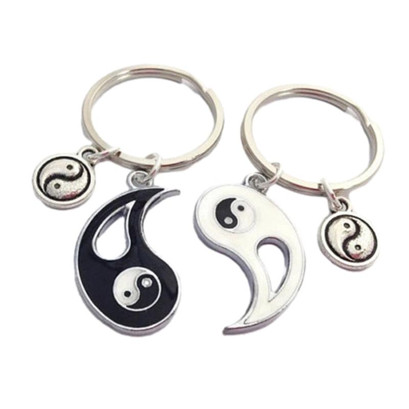 

Versatile Yin Yang Keychain Puzzle Set Stylish Yin Yang Keychain Charm Couples Eye catching Keyrings Jewelry Accessory 1