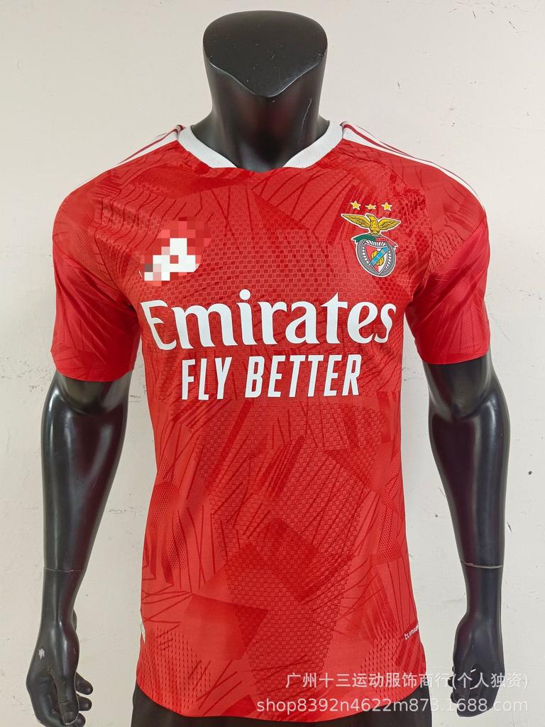 Klubjátékos Kiadás Labdarúgópólók Barcelona Atletico Madrid Liverpool Arsenal Bayern Paris Real Madrid Mezek