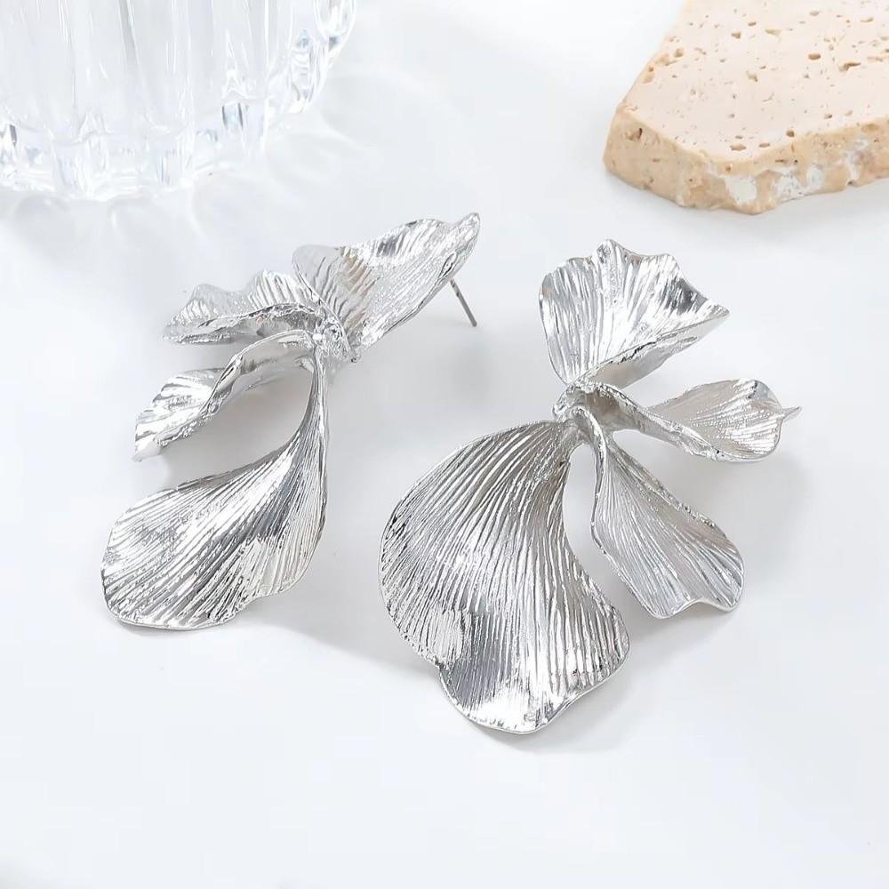 Exaggerated Leaf Drop Earrings Gold Color Plated Petal Pendant Earrings  Party Ear Accessories