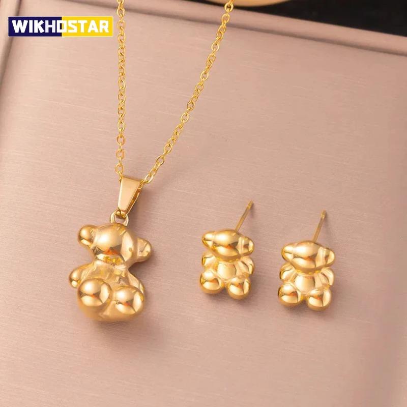 3KS Anime Styl 3D Roztomilý Medvídek Náušnice Náhrdelník Set Pro Ženy Vysoká Kvalita Nerezová Ocel Neblednoucí INS Pár Dárková Šperkovnice