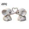 Heart Shaped Figurines Elephant Couple Ornaments Matte Resin Statue for Living Room Sweet Bedroom Decor Wedding Decor Romantic Desktop Sculpture