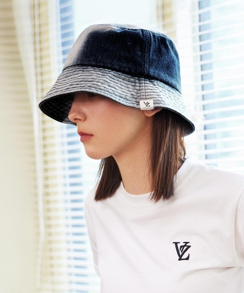 Bajal Vz Label Bleach Washed Denim Bucket Hat Indigo