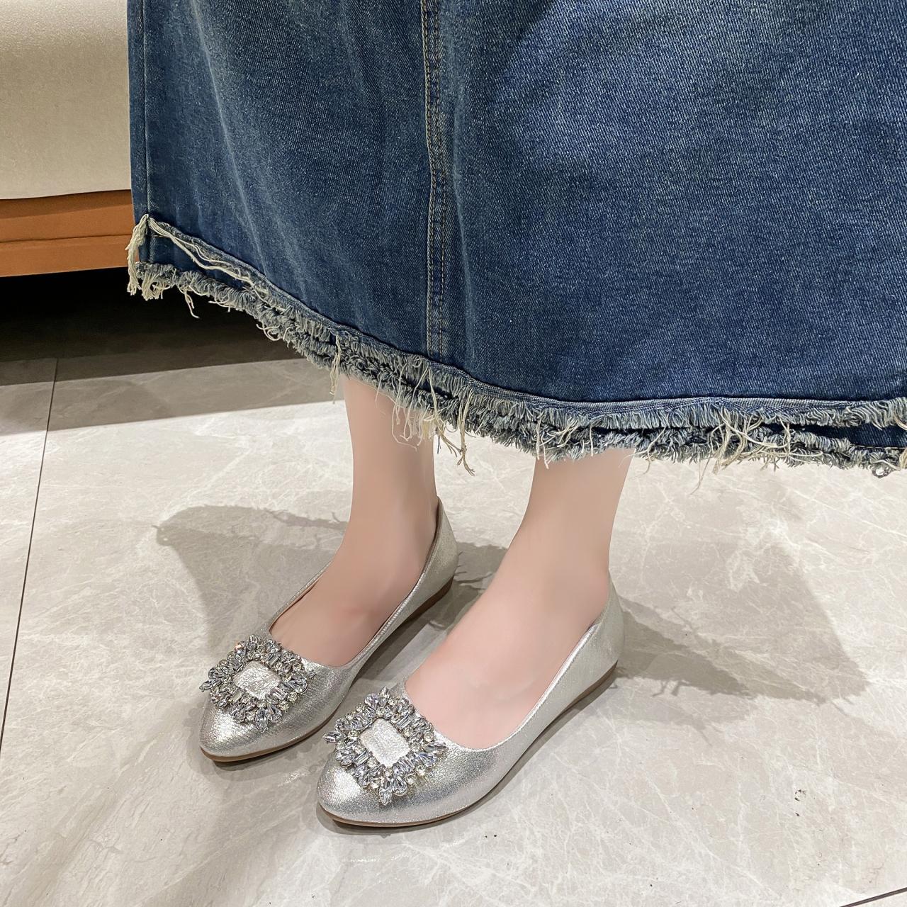 

Модная обувь со сверкающими стразами Женская серебристая обувь на плоской подошве с квадратным носком Слипоны Женские балетки Офисные туфли-лоферы Женские 35 серебряный