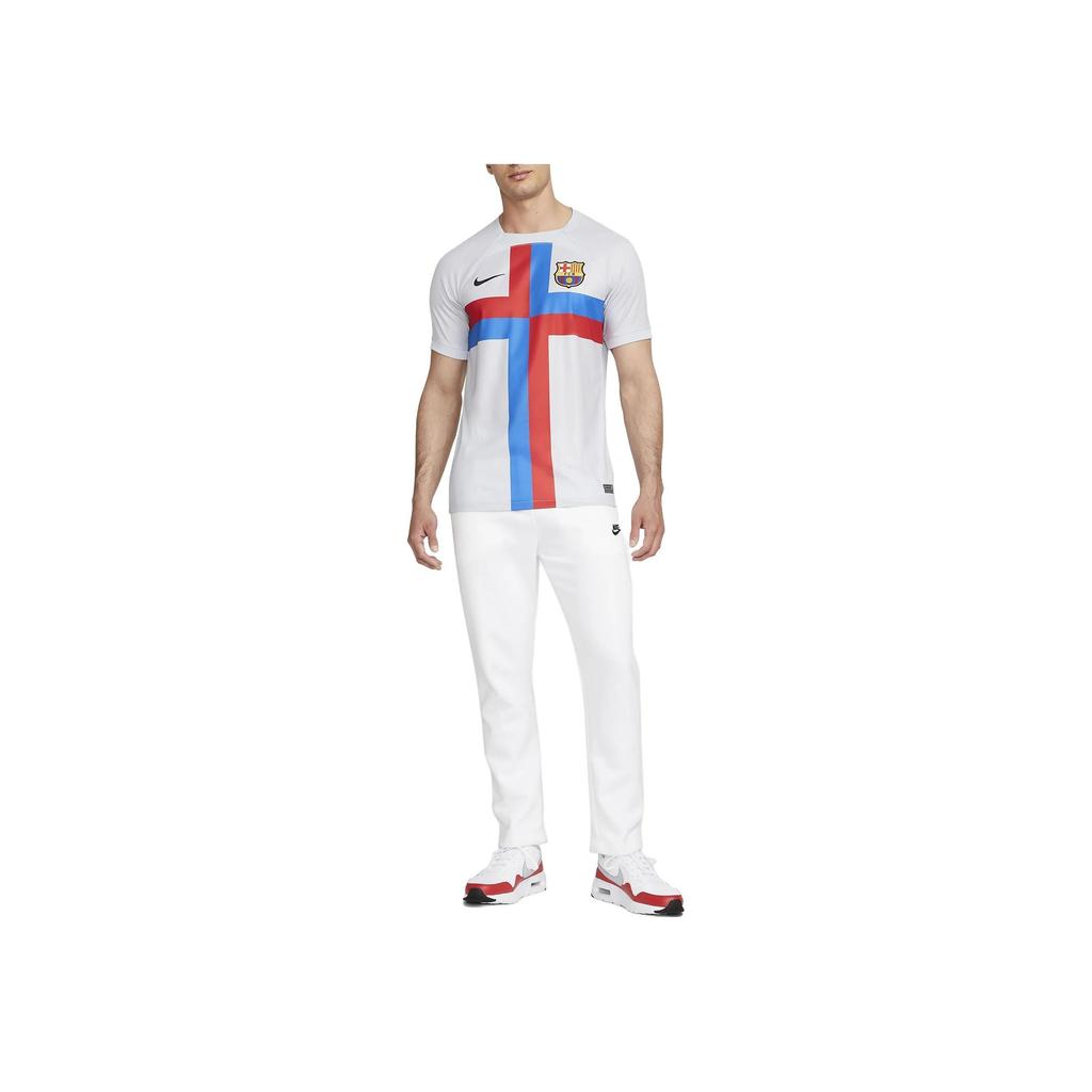 Nike Color-block Badge Crew Neck T-Shirt Men Tops White DN2713-043