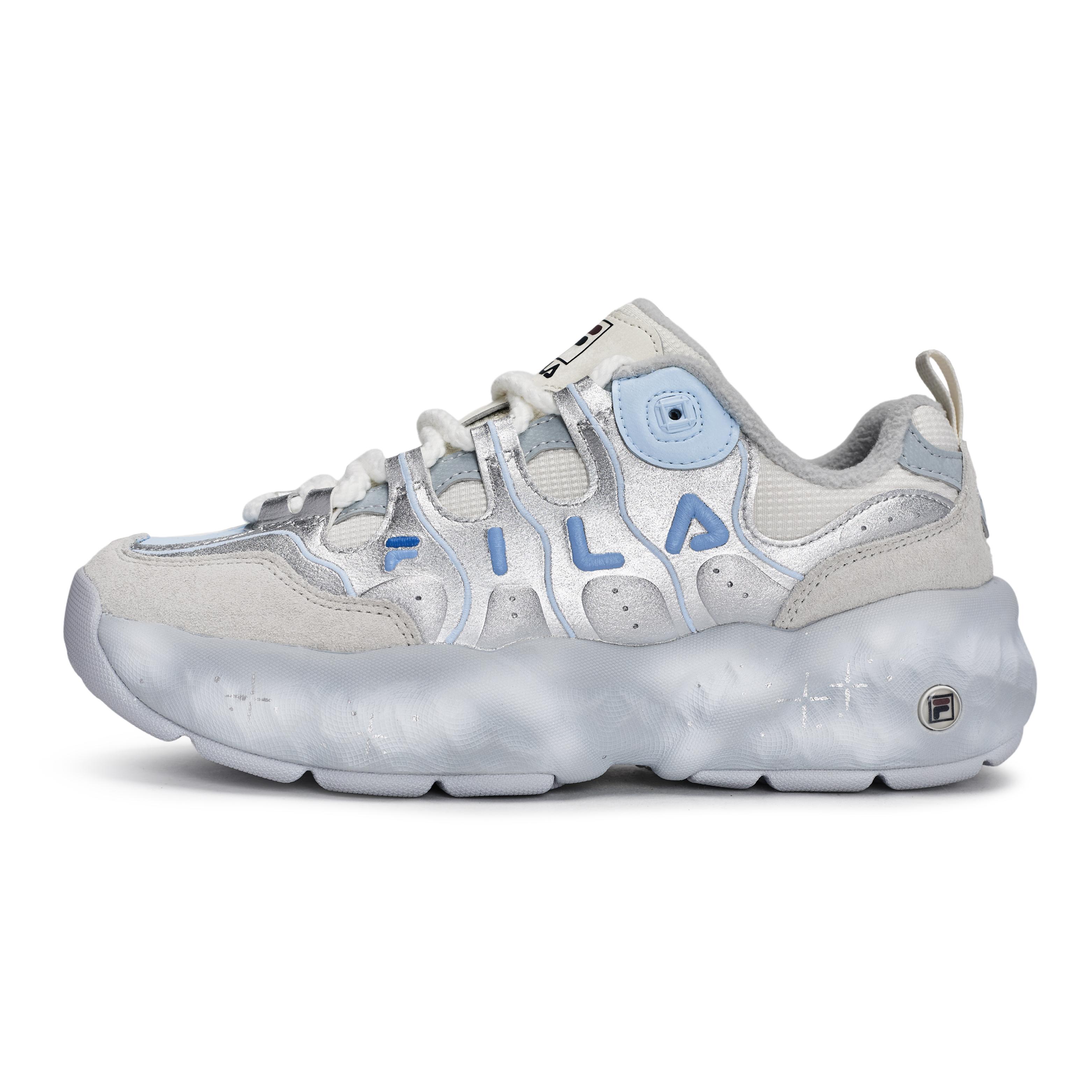 

FILA MUFFIN 811 Manufacturing, Blue Star Silver Blossom Low top Casual Shoes Women s White Blue Silver F12W541123FWL(Team80-) 37.5