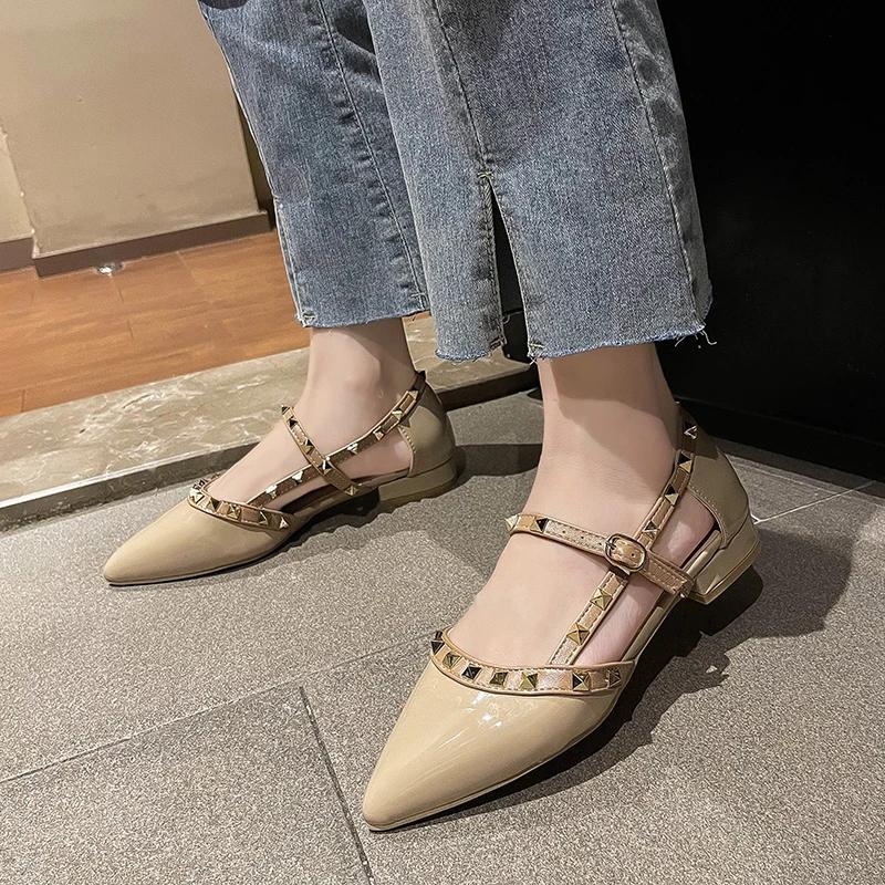 Women's Sandals 2025 New Rivet In Heel Shoe Pointed Toe Comfortable Platform Bun Head Low Heels Behind Empty Elegant Women Shoes