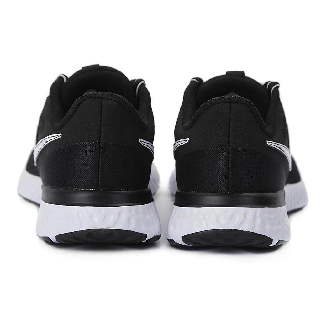 Nike Revolution 5 Ext 'Negro Blanco' Mujer CZ8590-001