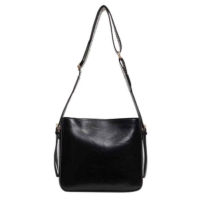 Today's Popular Bags Women's New Autumn and Winter Retro Wide Shoulder Straps Messenger Bags Versatile Bucket Bags