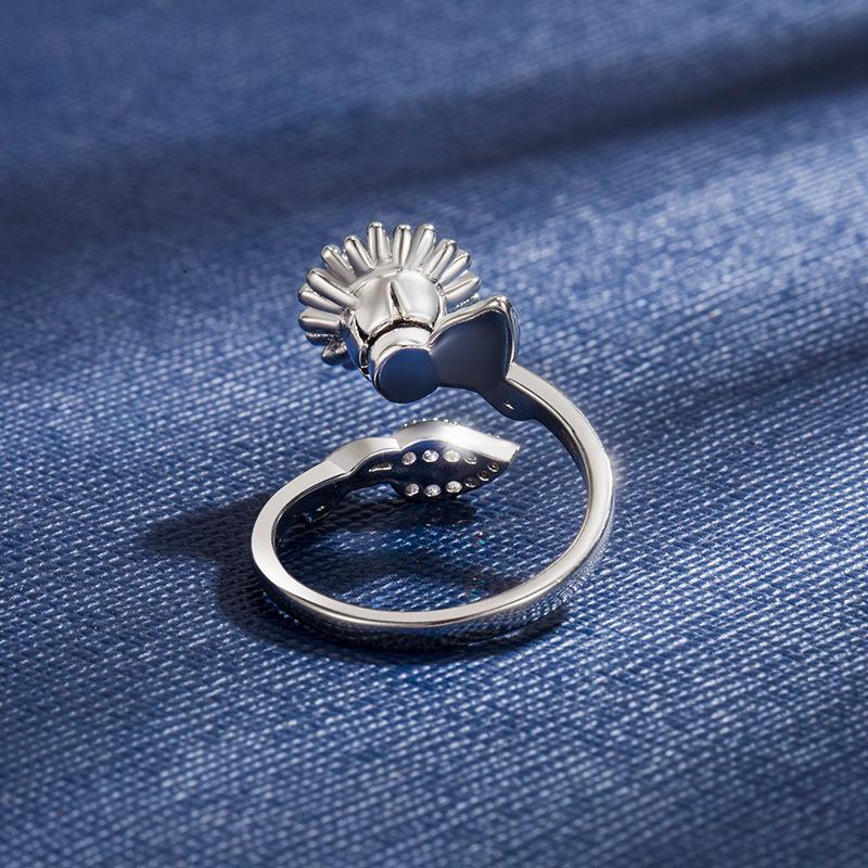 Two-Tone Rotating Sunflower Gold-Plated Ring for Women, Stackable Fashion Jewelry