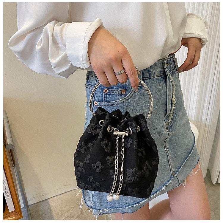 1Pc Fashion Trend Portable Small Bag Women's Bag 2026 New Foreign Style Summer Texture Bucket Bag Single Shoulder Crossbody Women's Bag