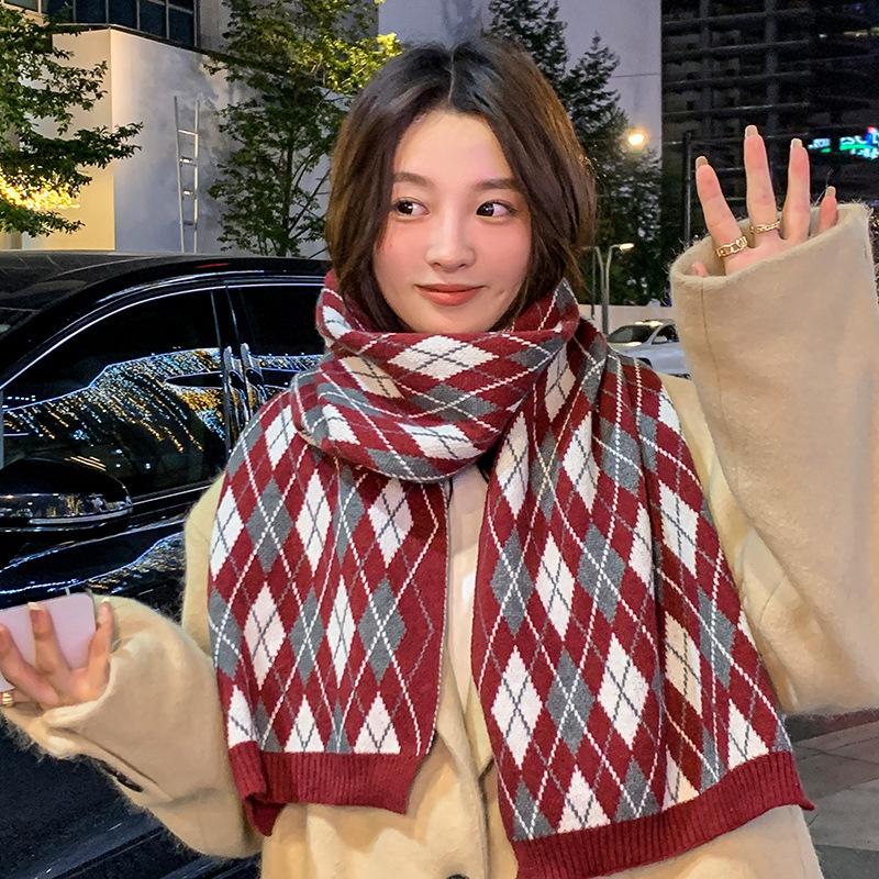 Rhombus red plaid scarf women's winter new versatile Korean version Japanese autumn and winter atmosphere Korean scarf