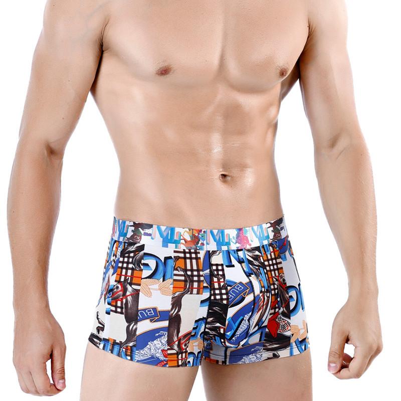 Nové prvotřídní pánské boxerky s bavlněným potiskem sexy tide pánské krátké kalhotky se čtyřmi rohy