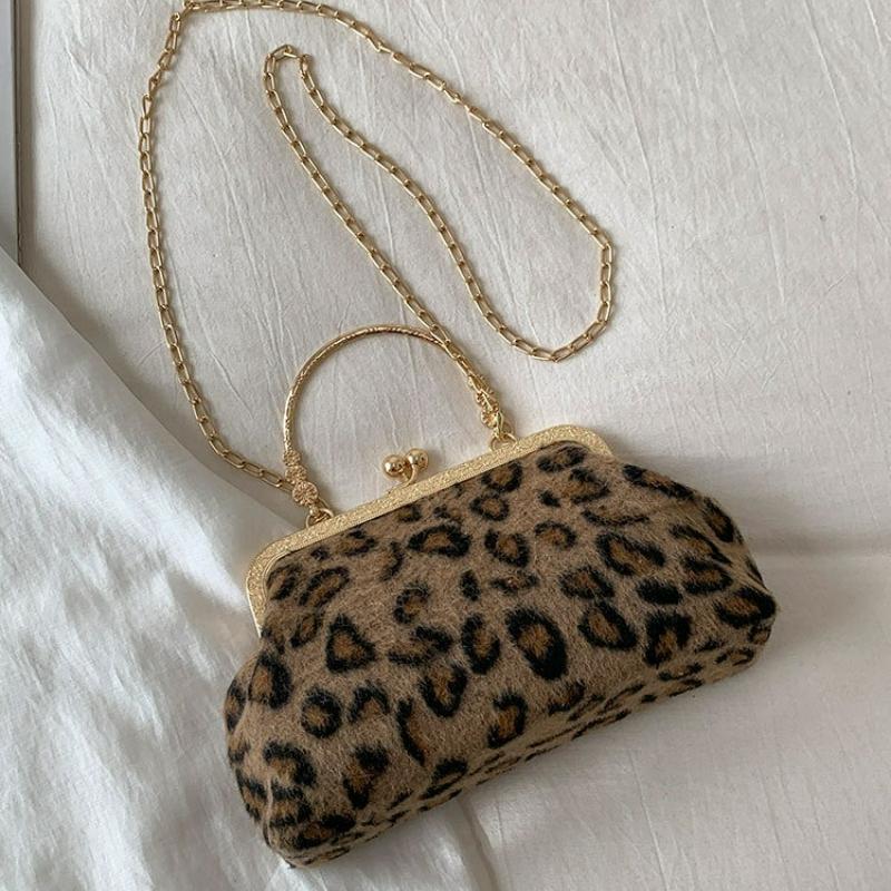 New Comfortable and Simple Crossbody Bags for Women Fashi Handle Bag with Chain Leopard Print Versatile Texture Shell Bag