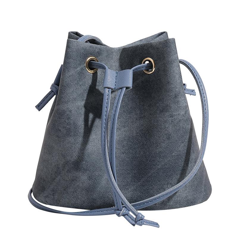 Trendy drawstring bundle bucket bag fashionable versatile leather large capacity shoulder messenger bag mobile phone bag