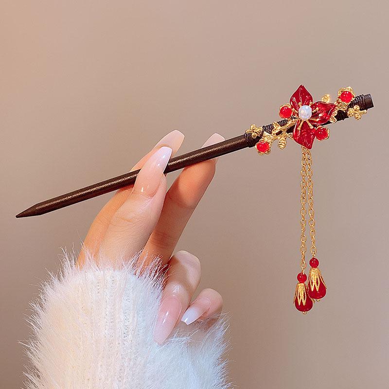 Elegant Retro Tassel Hairpin for Hanfu Updo - Women's Chinese Style Metal Hair Clip