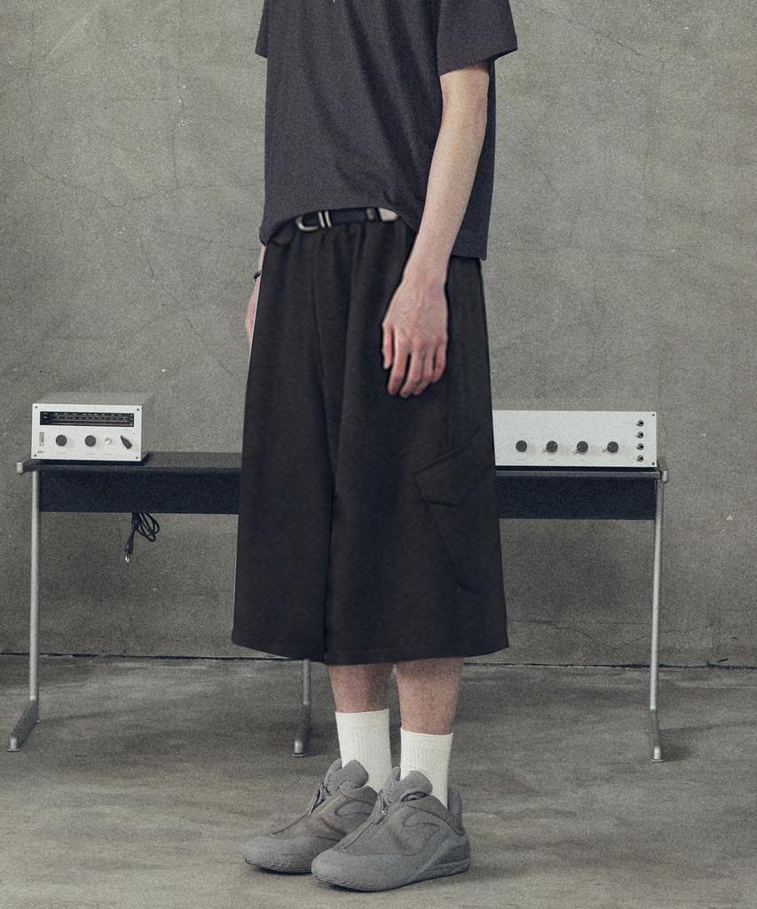 SUPERSUB Slant Cargo Wide Bermuda Shorts - Black