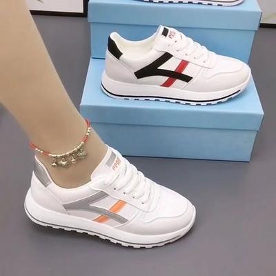 Chaussures pour femmes automne et hiver Entraînement allemand petites chaussures blanches polyvalentes niche à semelles fines sport étudiantes chaussures de skate femmes Forrest Gump décontractées b