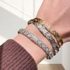 2026 klassisches Rautenmuster Vollbohrer Armband Damen leicht luxuriös High-End breit und schmal vergoldet 18K Diamant Partnerarmband