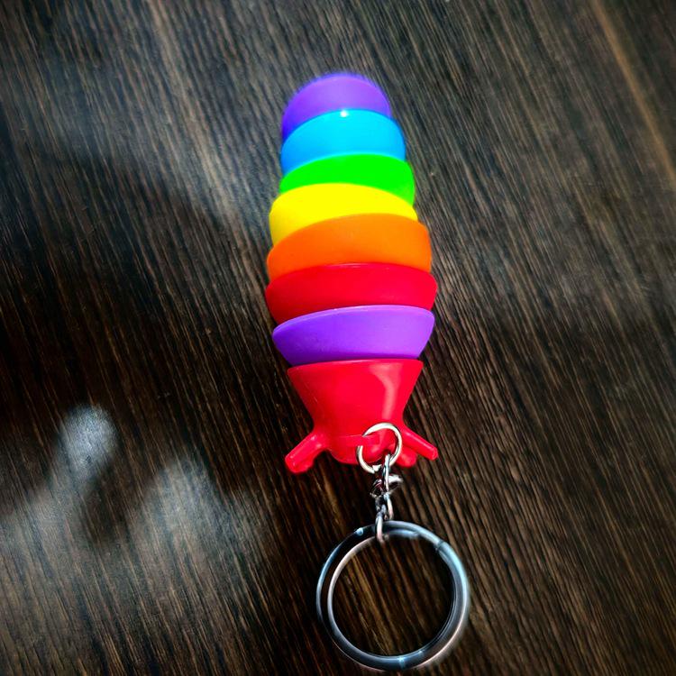 Creative Intelligence Car Key Fuzz Caterpillar Keychain - 8cm Decompression Slug Pendant Toy
